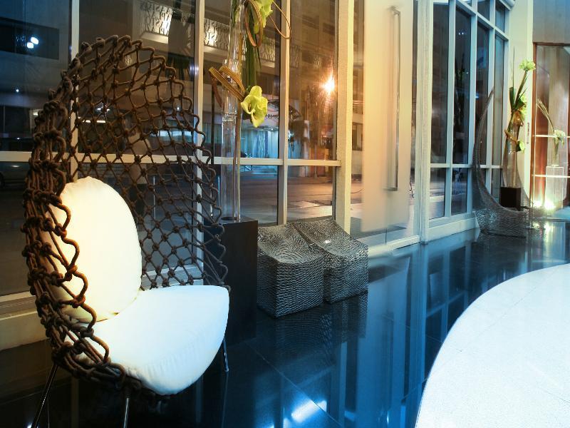 Astoria Plaza Hotell Pasig City Exteriör bild