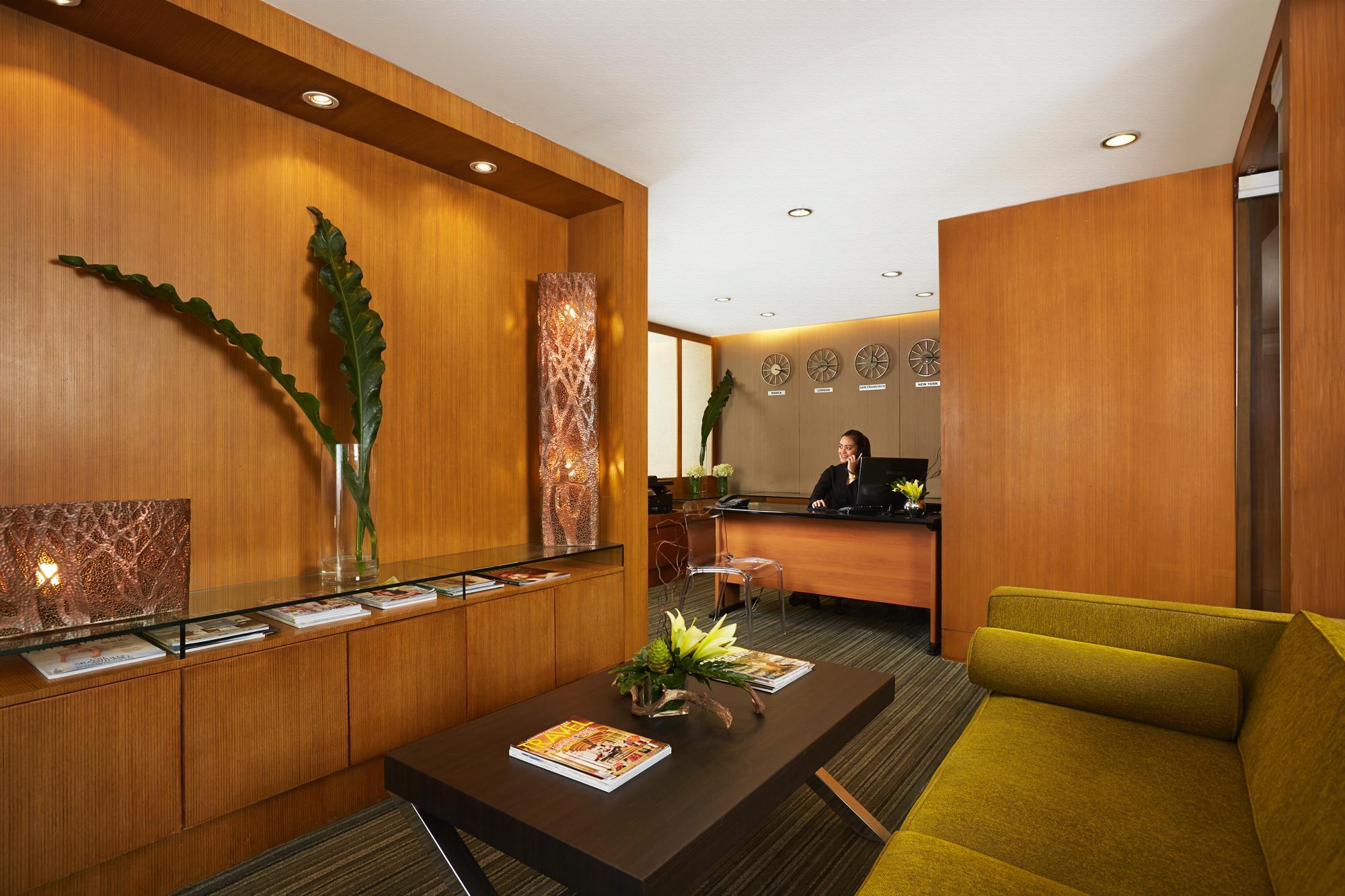 Astoria Plaza Hotell Pasig City Exteriör bild