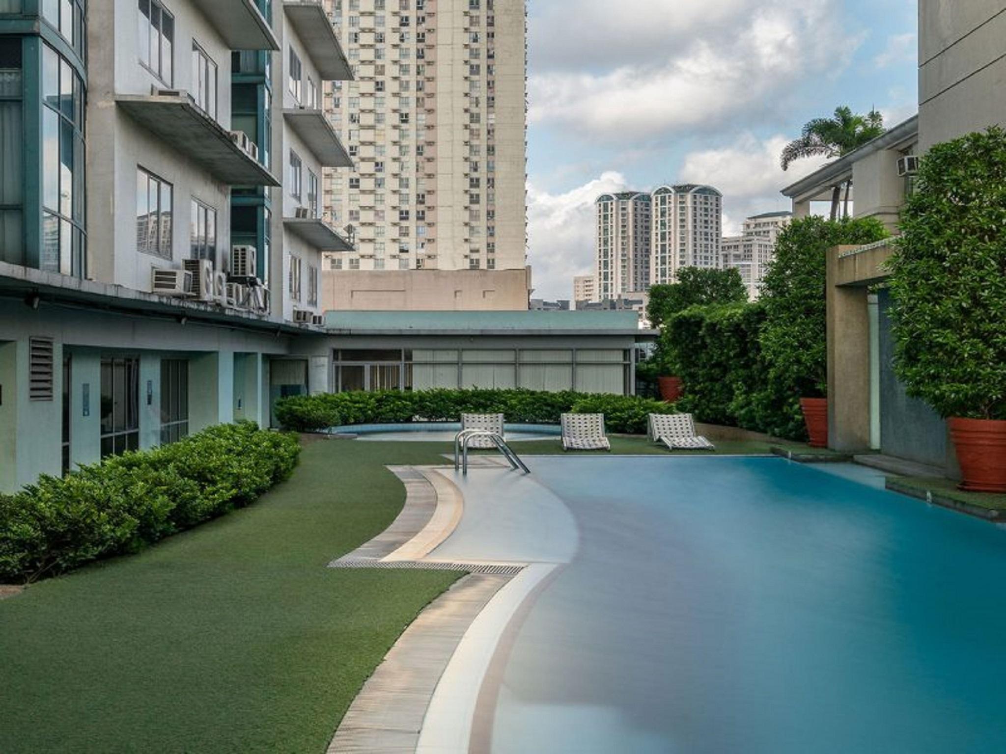Astoria Plaza Hotell Pasig City Exteriör bild