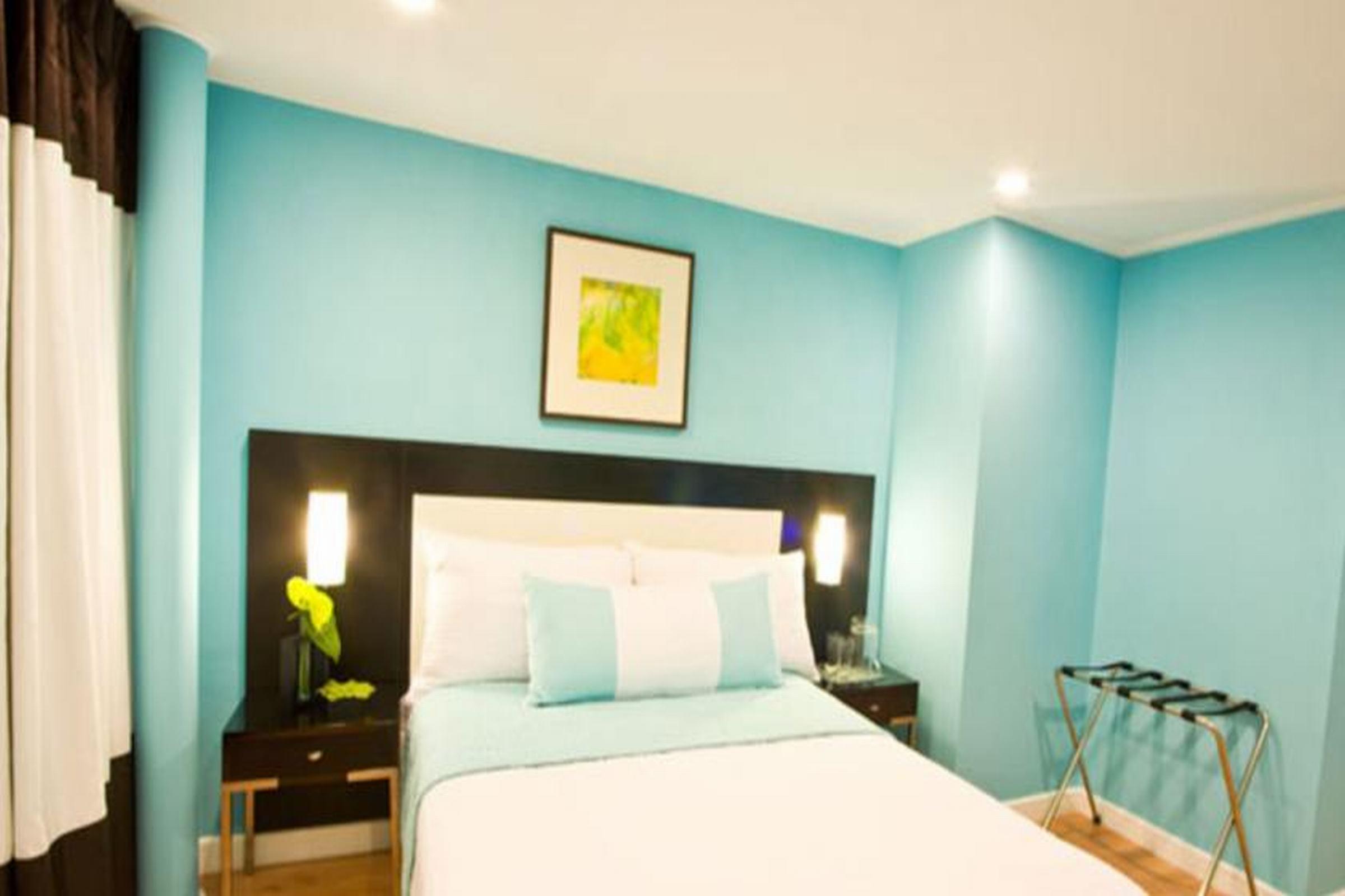 Astoria Plaza Hotell Pasig City Exteriör bild