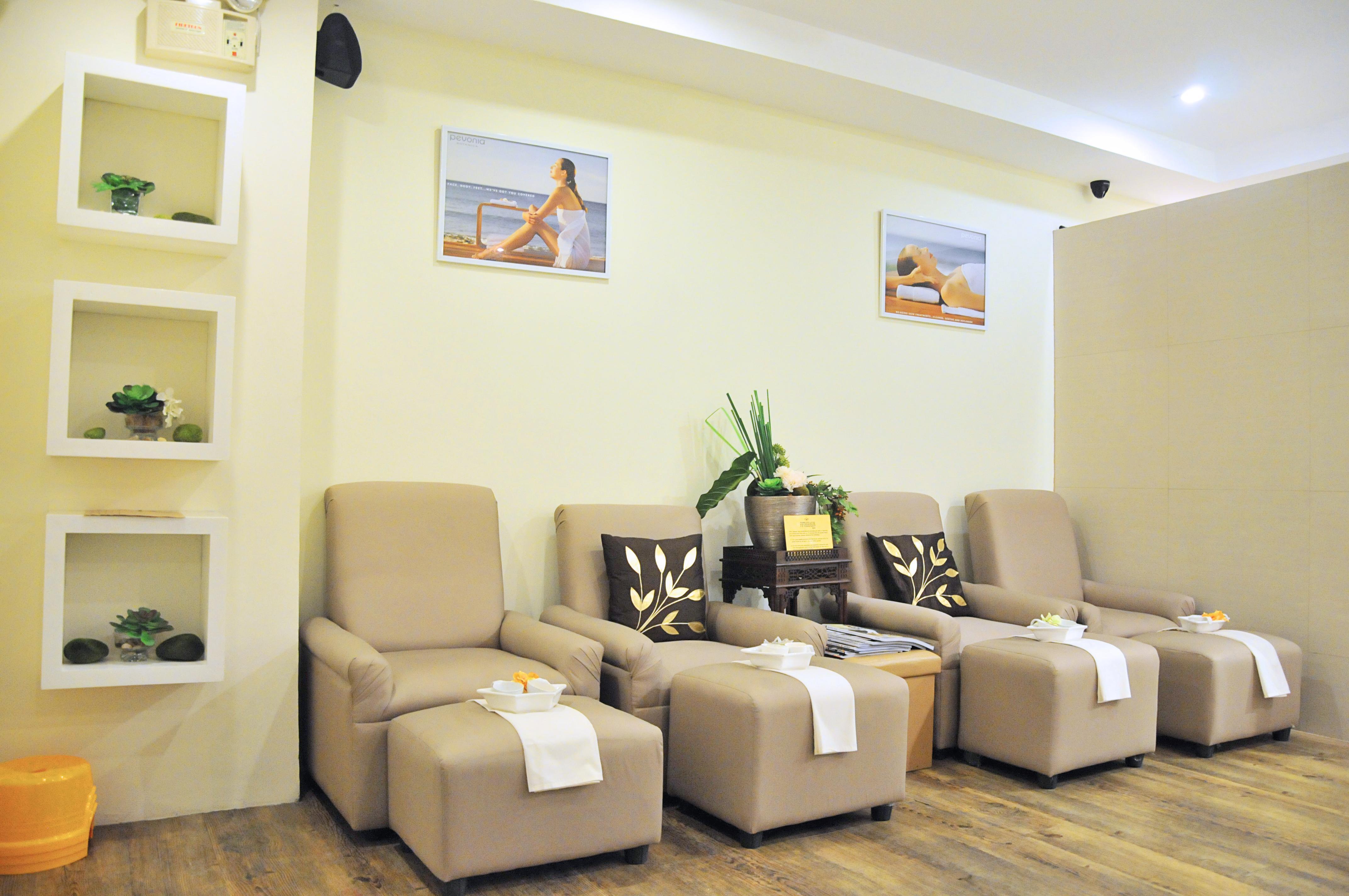 Astoria Plaza Hotell Pasig City Exteriör bild