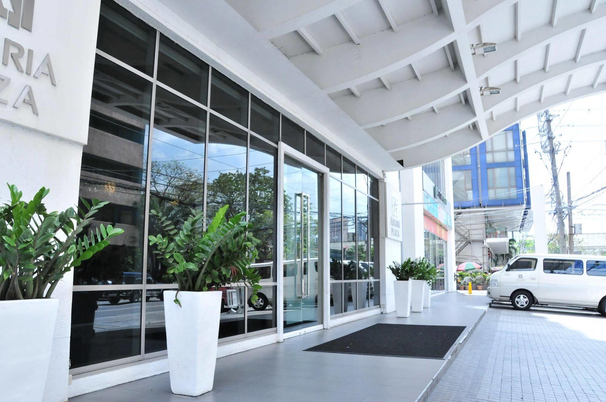 Astoria Plaza Hotell Pasig City Exteriör bild