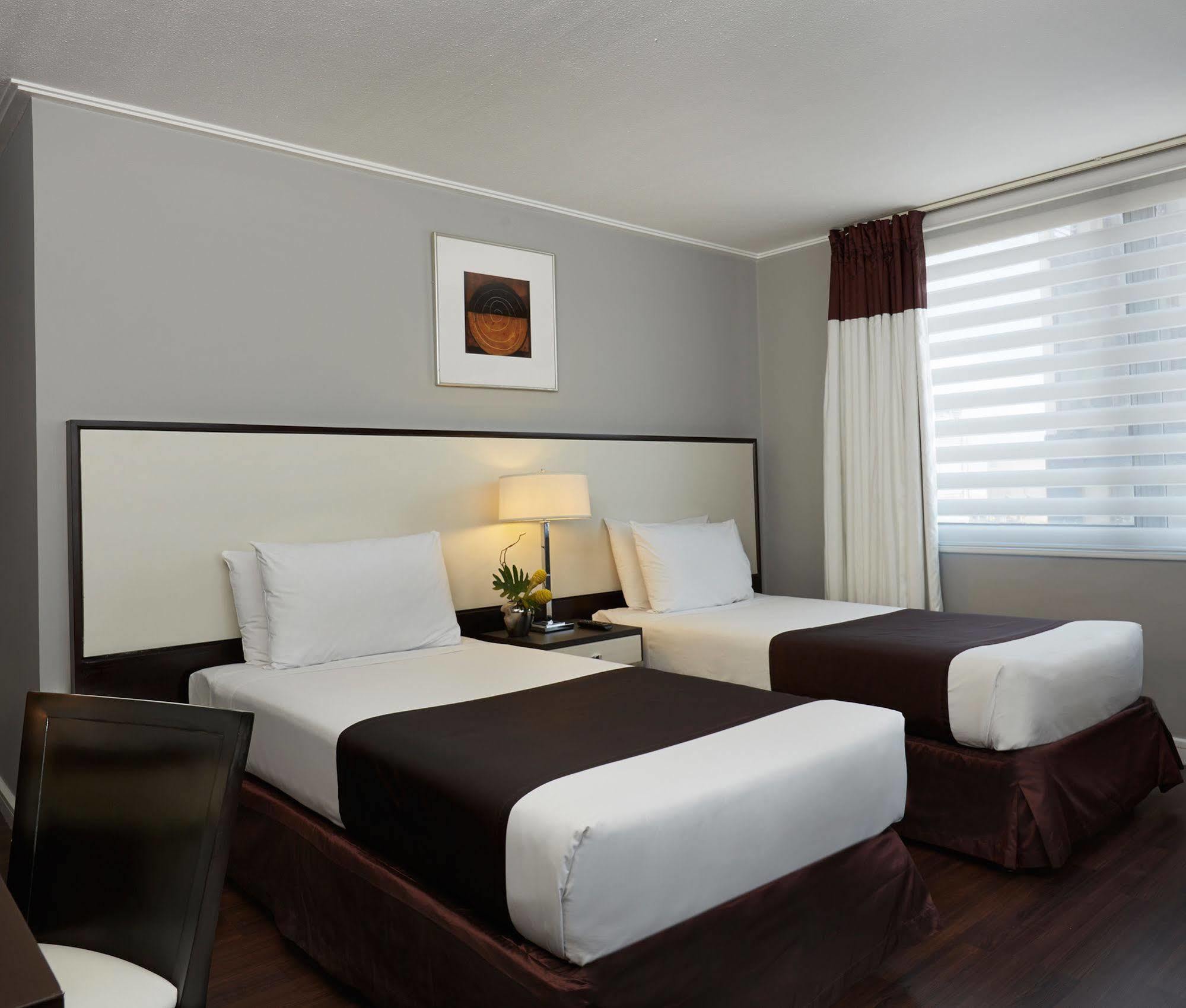 Astoria Plaza Hotell Pasig City Exteriör bild
